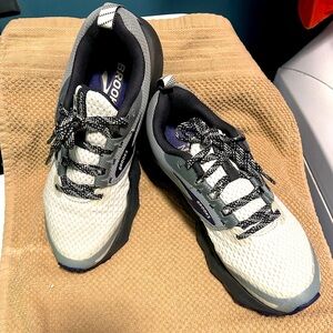 Brooks Divide 2 Trail Running Shoes, Women's Size 8 Gray/Navy